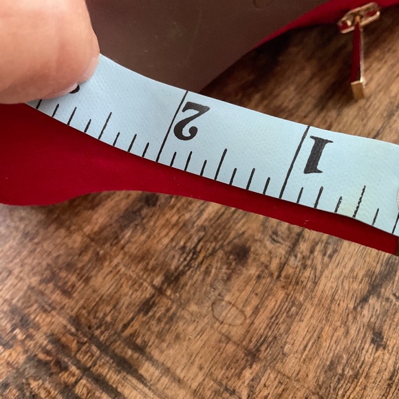 Red Jessica Simpson heels.8. - Picture 9 of 9